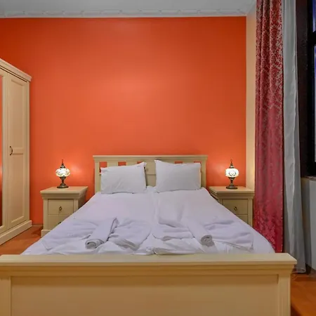 Colorful & Elegant 2bd Flat - Premium By Flat Mаnager *