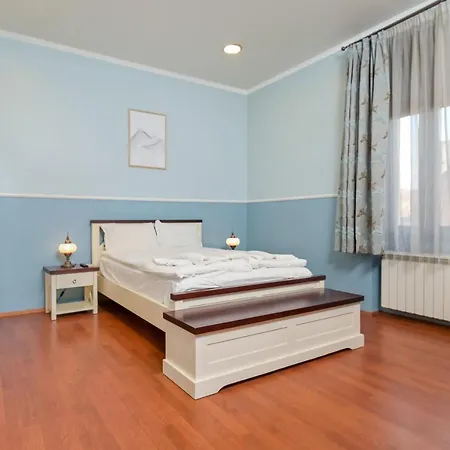 Apartman Colorful & Elegant 2bd Flat - Premium By Flat Mаnager